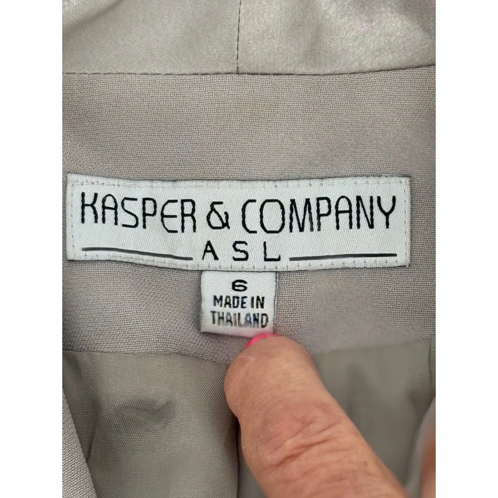 Kasper & Company ASL Taupe Three Button Tailored Blazer Jacket Womens Sz 6